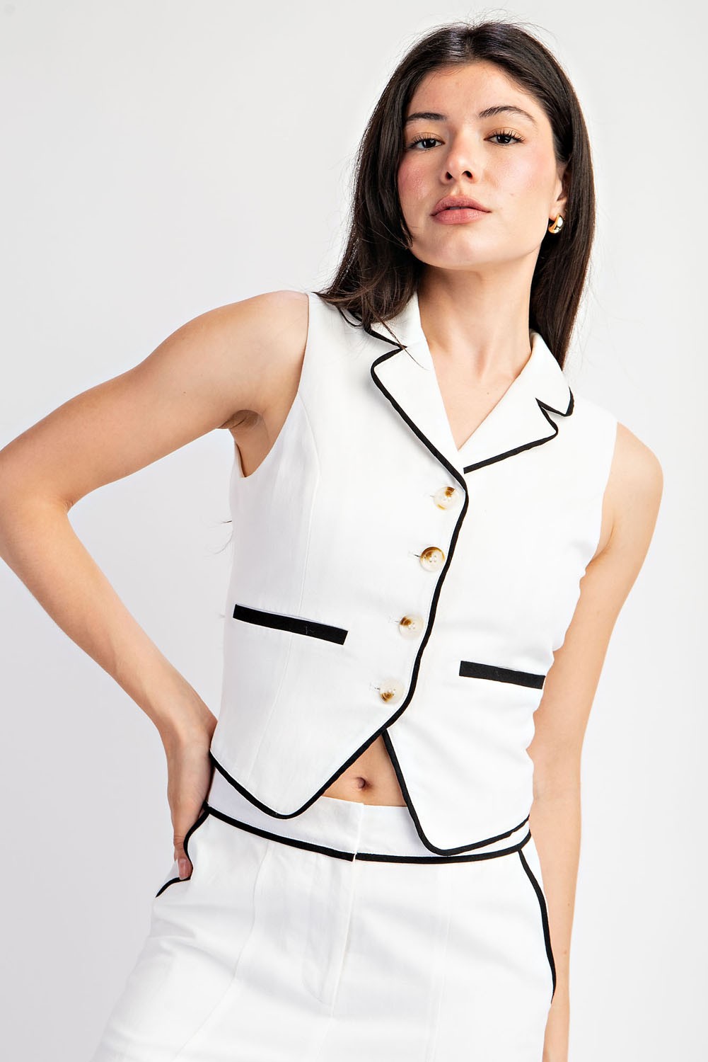 Elegant Linen Blend Sleeveless Tailored Vest with Contrast Edging